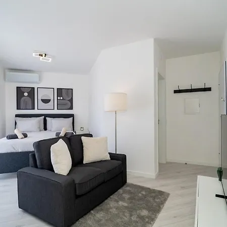 Ocean View Penthouse With 70m2 Privateterrace Apartman